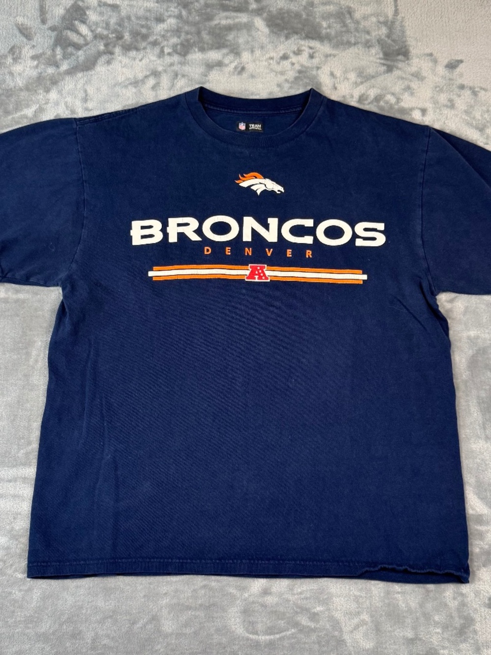 Denver Broncos T-Shirt Men Large Navy Blue Football